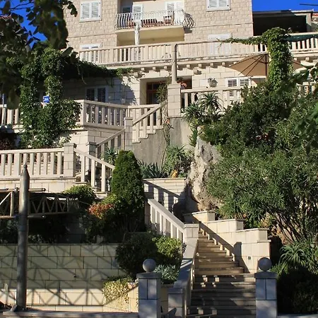 Apartments By The Sea Medvinjak, Korcula - 550 *