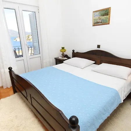 Apartment Apartments By The Sea Medvinjak, Korcula - 550 *